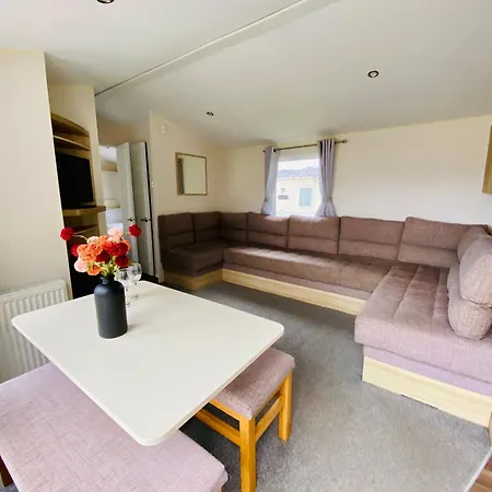 Newquay Retreat With Facilities On Your Doorstep